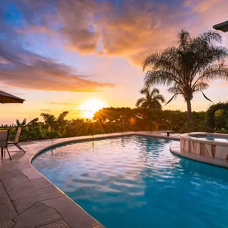 Affordable Luxury On One Acre Villa